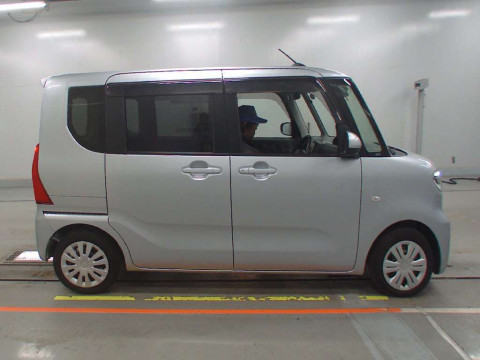 2019 Daihatsu Tanto LA650S[2]