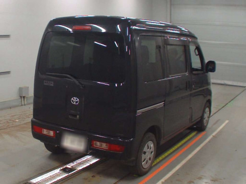 2013 Toyota Pixis Van S321M[1]