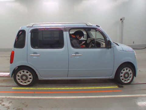 2011 Daihatsu Mira Cocoa L675S[2]