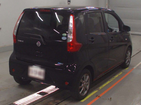 2014 Nissan DAYZ B21W[1]