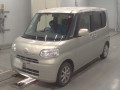 2010 Daihatsu Tanto