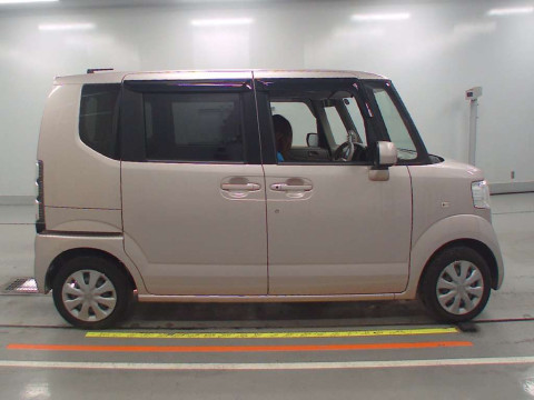 2014 Honda N-BOX JF1[2]