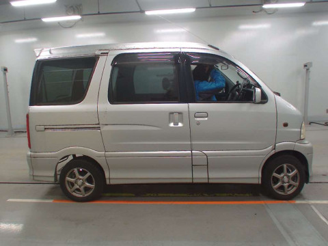 2002 Toyota Sparky S221E[2]