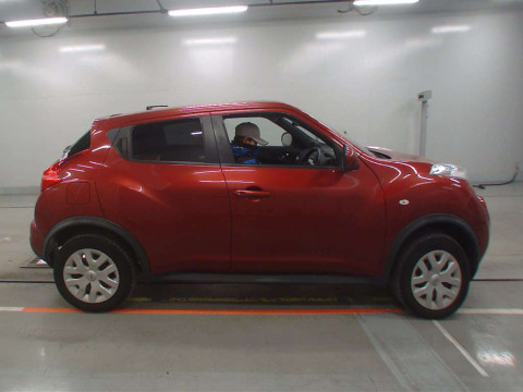 2010 Nissan JUKE YF15[2]