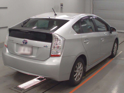 2010 Toyota Prius ZVW30[1]