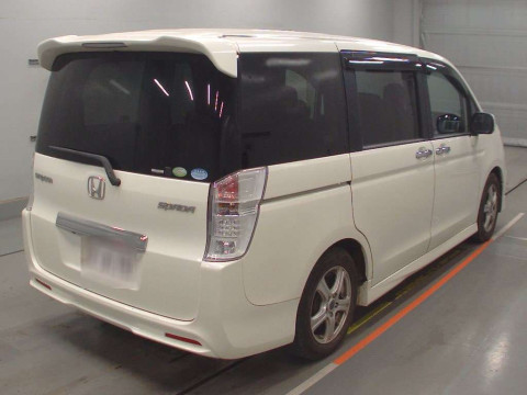 2011 Honda Step WGN Spada RK5[1]