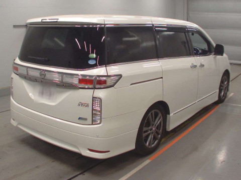 2012 Nissan Elgrand TE52[1]