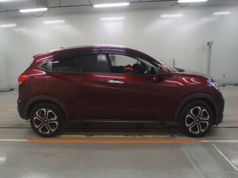 2014 Honda VEZEL RU1[2]