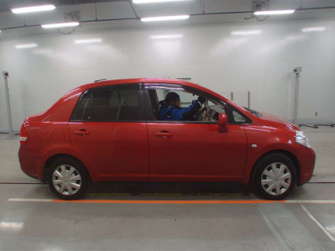 2006 Nissan Tiida Latio SC11[2]