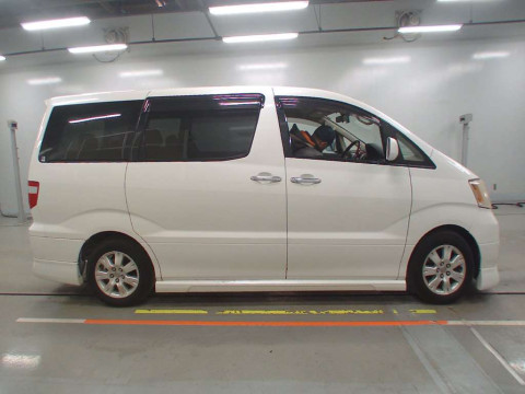 2004 Toyota Alphard MNH10W[2]