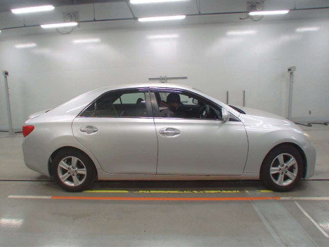 2009 Toyota Mark X GRX130[2]