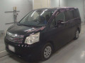 2013 Toyota Noah