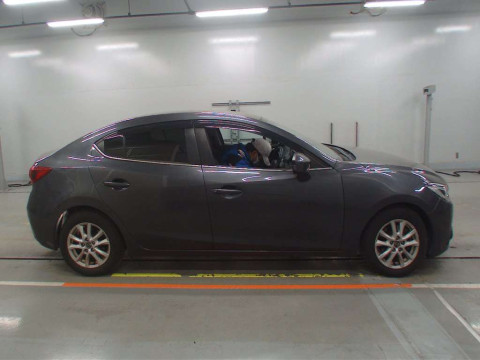 2014 Mazda Axela Hybrid BYEFP[2]