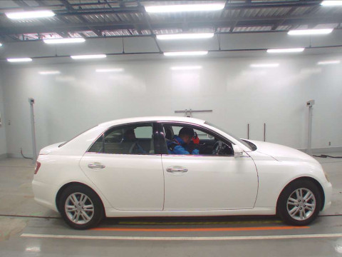 2009 Toyota Mark X GRX120[2]