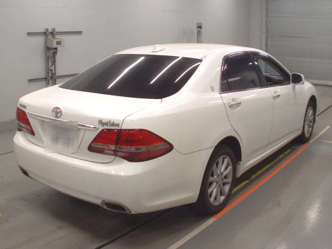 2009 Toyota Crown GRS200[1]