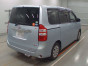 2010 Toyota Noah