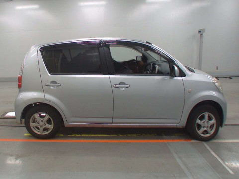 2010 Toyota Passo KGC10[2]