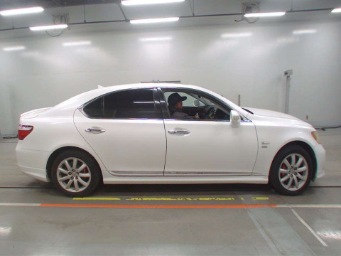 2008 Lexus LS USF40[2]