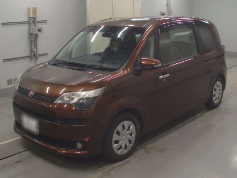 2013 Toyota Spade NCP141[0]