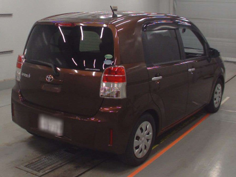 2013 Toyota Spade NCP141[1]