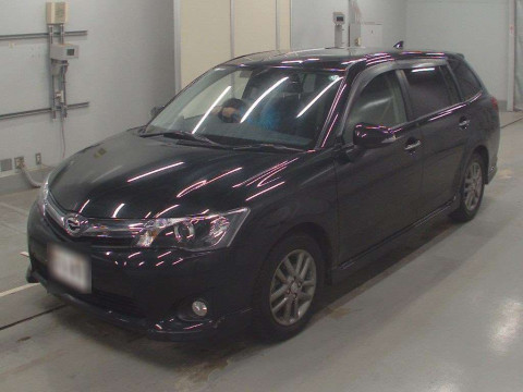 2015 Toyota Corolla Fielder NZE161G[0]