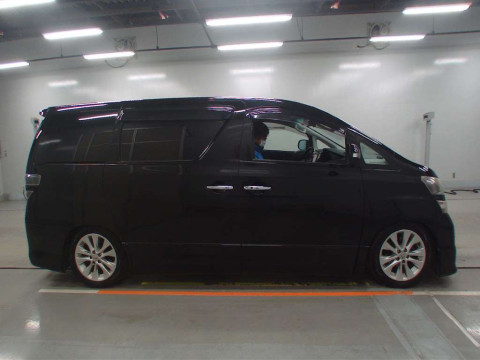 2008 Toyota Vellfire GGH20W[2]