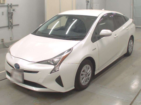 2016 Toyota Prius ZVW50[0]