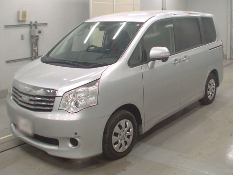 2012 Toyota Noah ZRR70G[0]