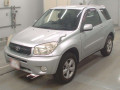 2004 Toyota RAV4 J