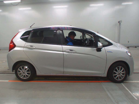 2014 Honda Fit GK3[2]