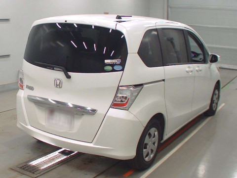 2014 Honda Freed GB3[1]