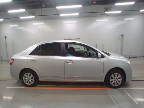 2012 Toyota Premio ZRT260[2]