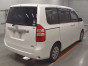 2011 Toyota Noah