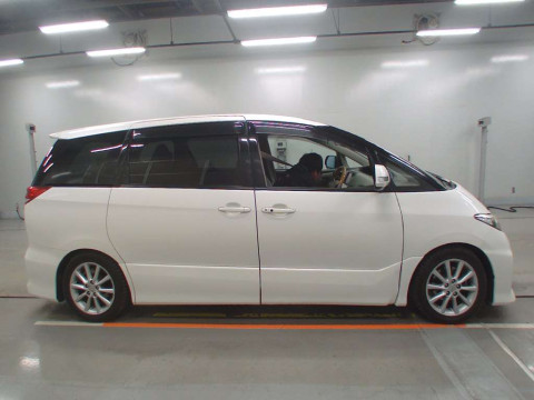 2009 Toyota Estima ACR50W[2]