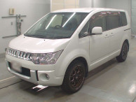 2014 Mitsubishi Delica D5