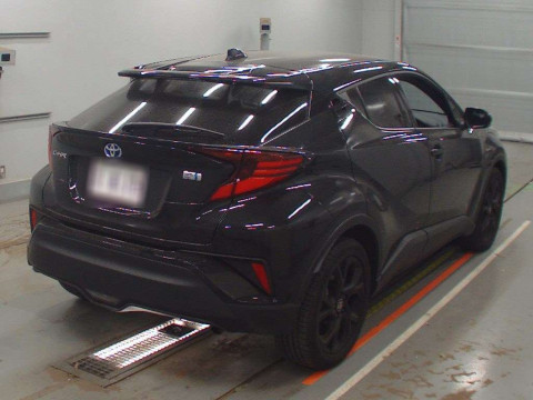 2023 Toyota C-HR ZYX11[1]