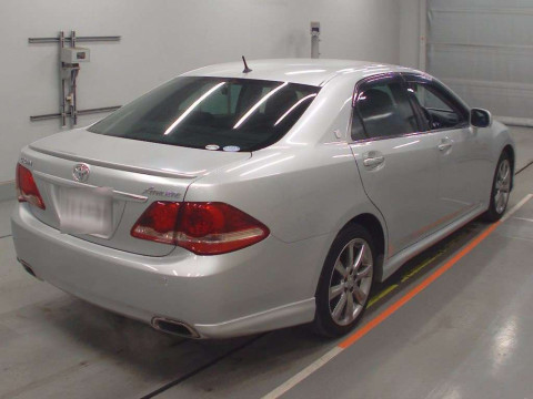 2008 Toyota Crown GRS200[1]