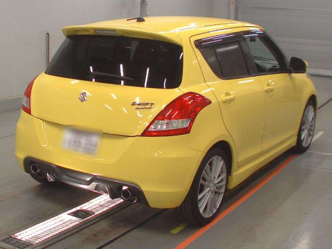 2012 Suzuki Swift Sport ZC32S[1]