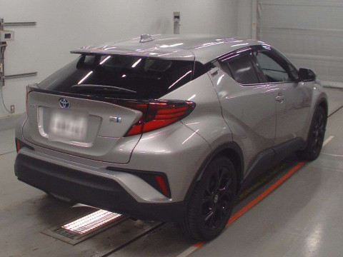 2021 Toyota C-HR ZYX11[1]