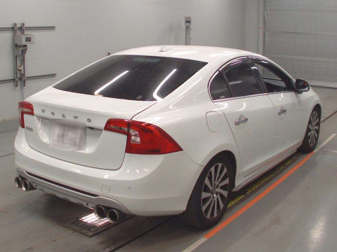 2011 Volvo S60 FB4164T[1]