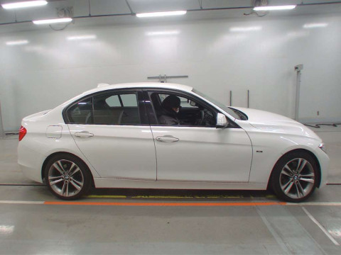 2012 BMW 3 Series 3A20[2]