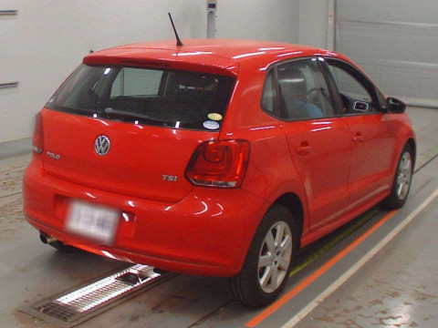 2012 Volkswagen Polo 6RCBZ[1]