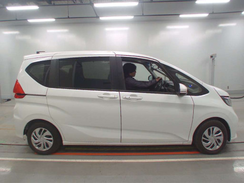 2022 Honda Freed GB5[2]