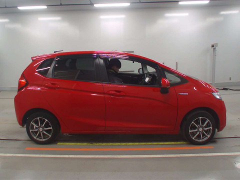 2014 Honda Fit Hybrid GP6[2]