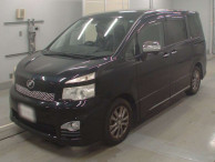 2012 Toyota Voxy