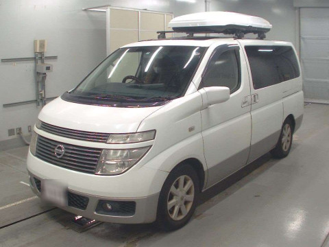 2002 Nissan Elgrand E51[0]