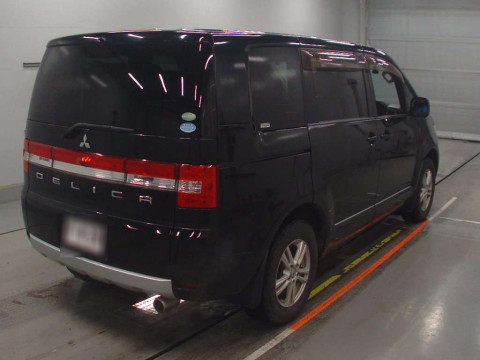 2012 Mitsubishi Delica D5 CV2W[1]