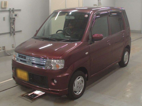 2010 Mitsubishi Toppo H82A[0]