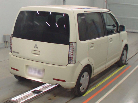 2007 Mitsubishi eK Wagon H82W[1]