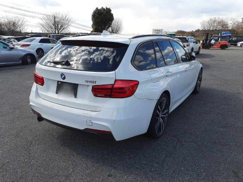 2018 BMW 3 Series 8E15[1]